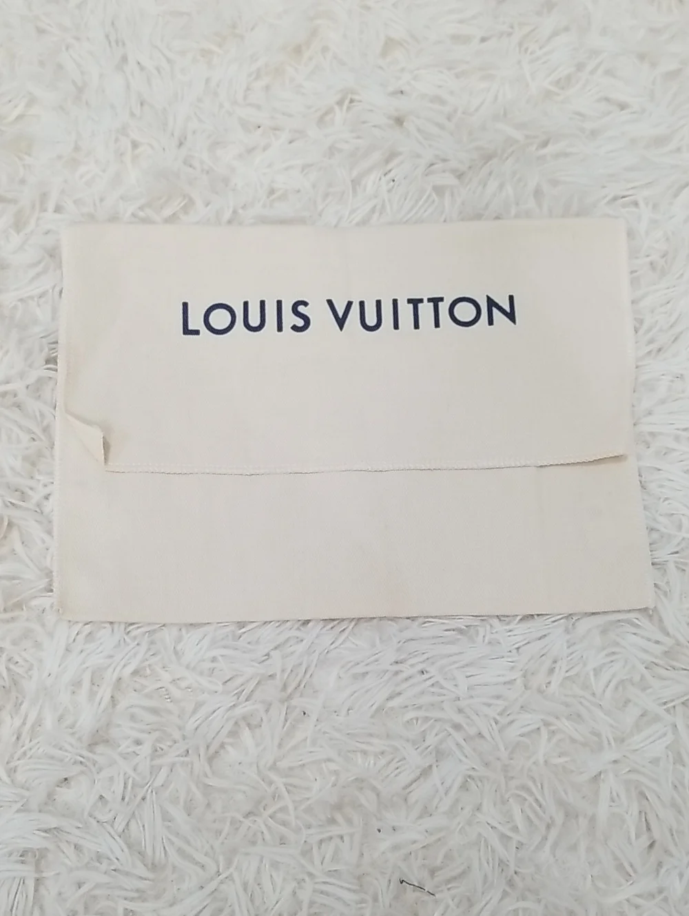 Louis Vuitton Cream Dust Cover with Navy Logo